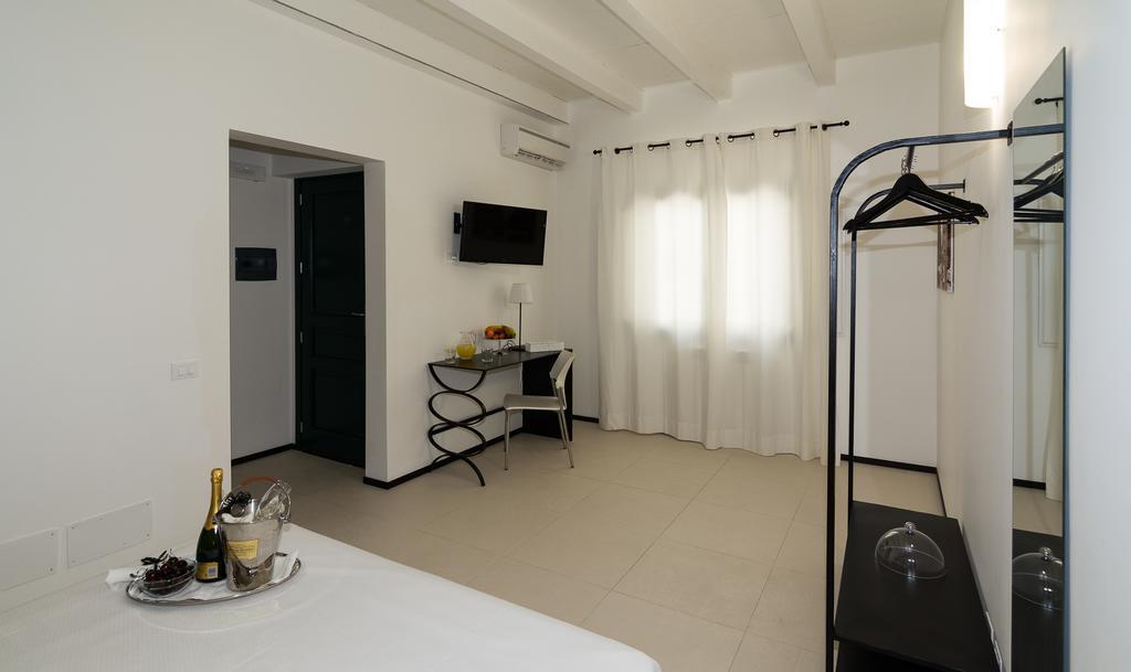 B&B Alla Stazione Palermo Exteriör bild